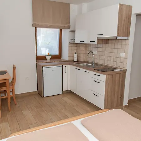 Apartmaji Tinta Kanal Exterior photo