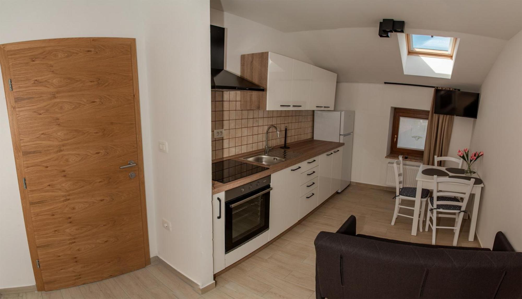 Apartmaji Tinta * Kanal