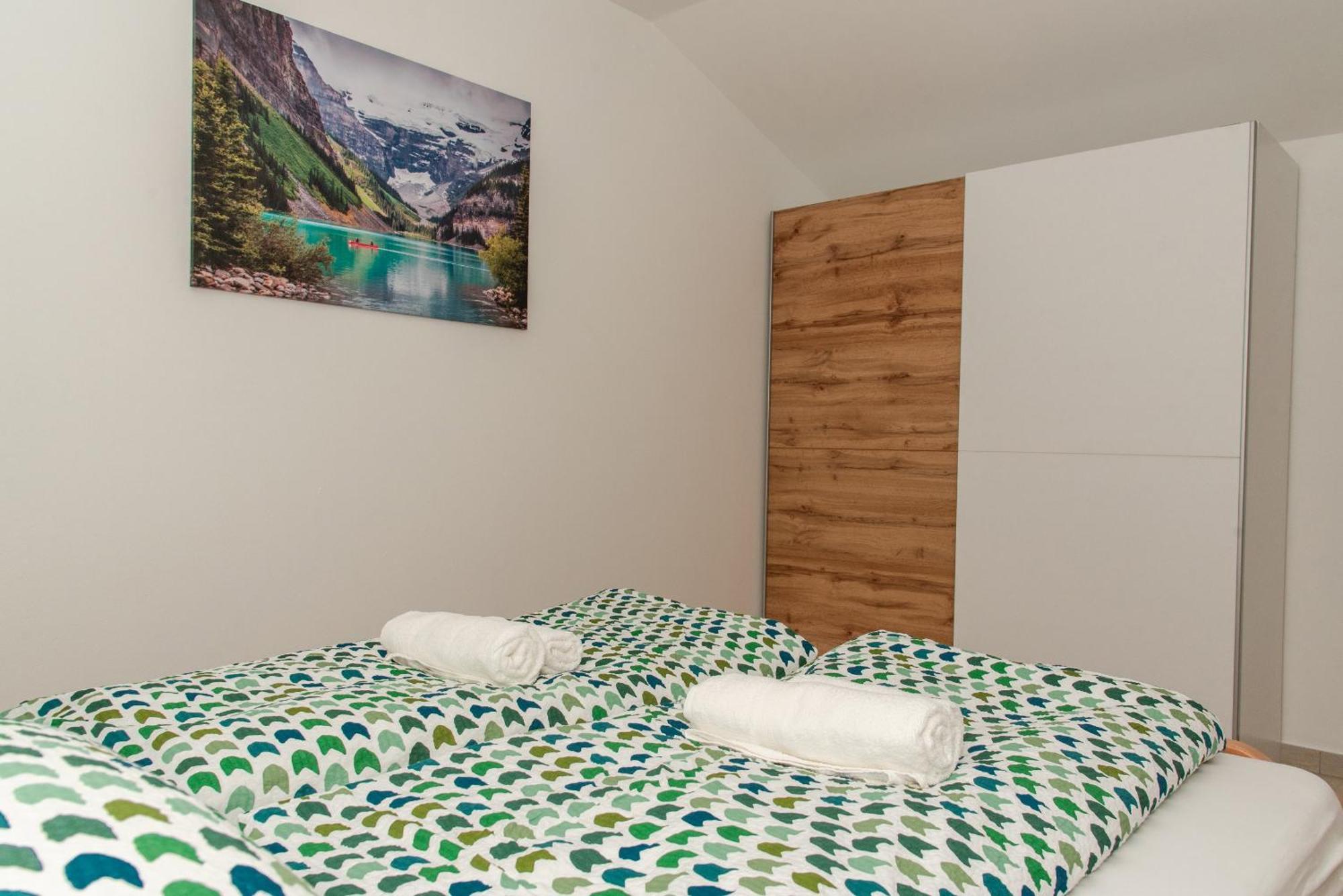 Apartmaji Tinta Kanal