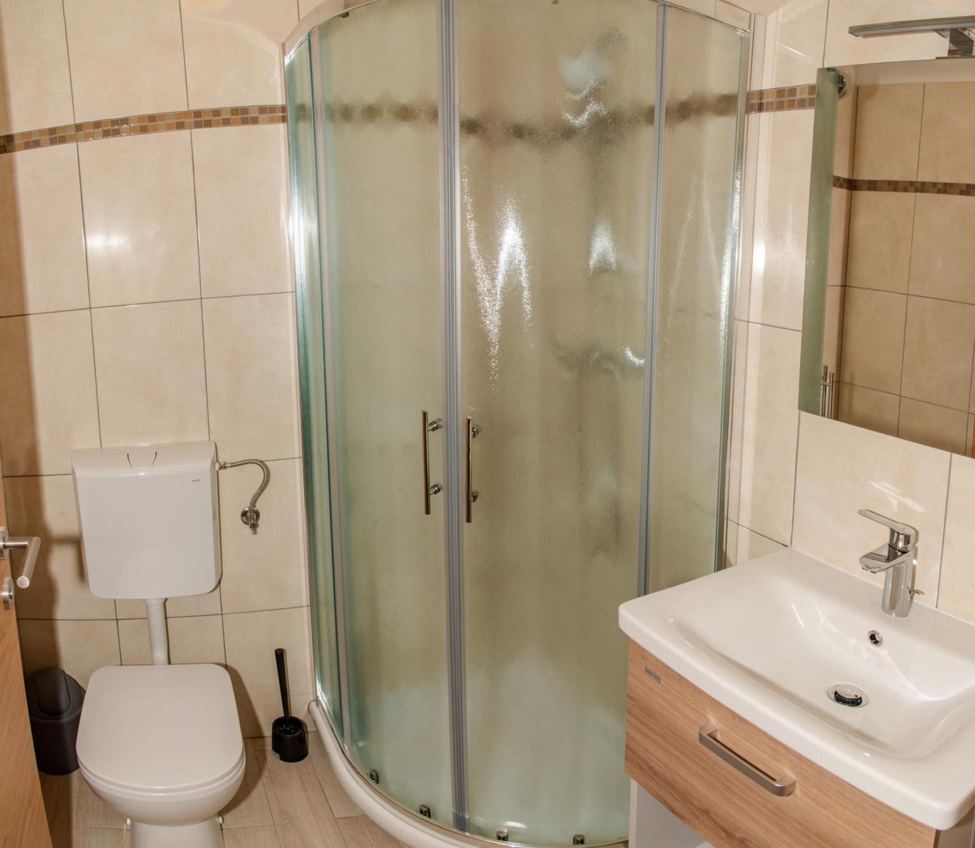 Apartmaji Tinta * Kanal